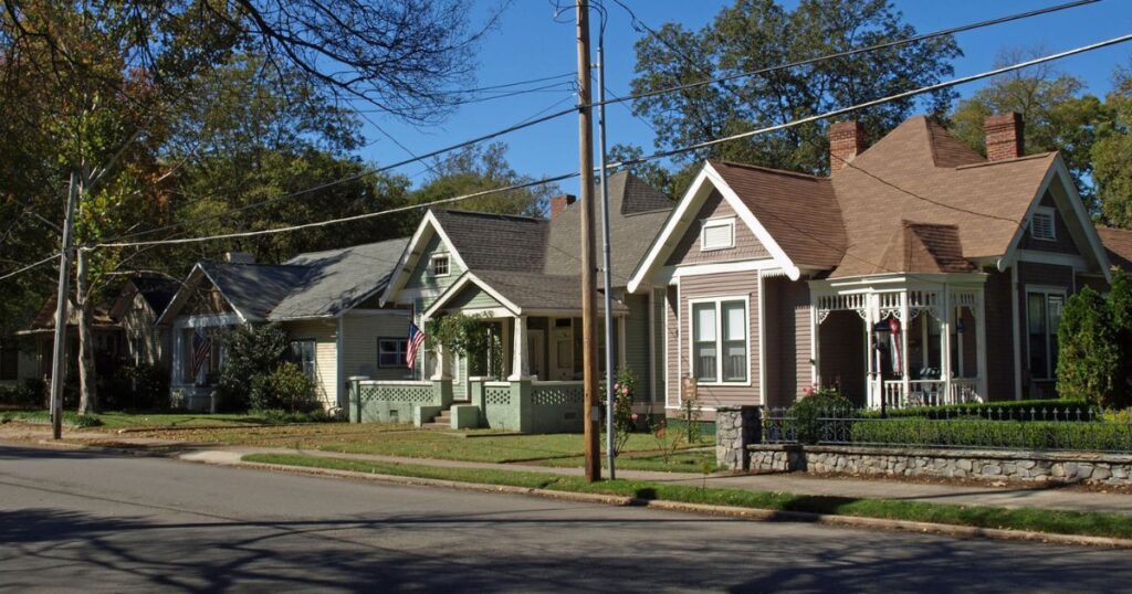 Holmes-Ave-Huntsville-in-Old-Town-Historic-District