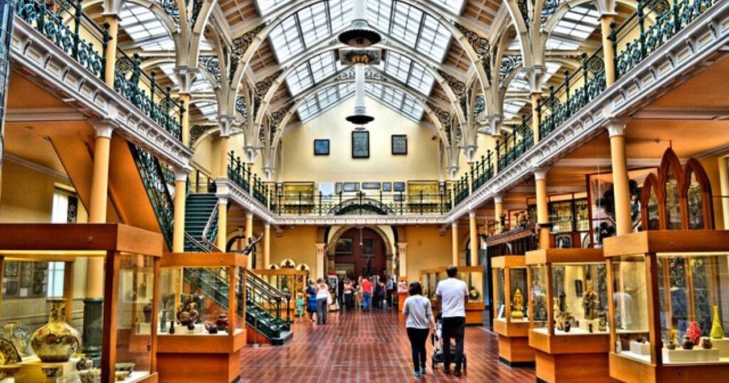 Birmingham-Museum-and-Art-Gallery