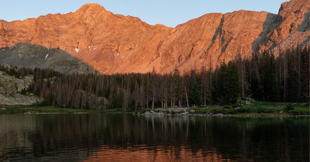 Big-Bear-Lake-in-California