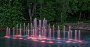 water-dances-on-the-surface-during-the-water-show-at-spring-park