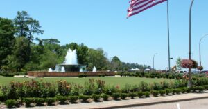 Fairhope-Municipal-Pier-Fountain